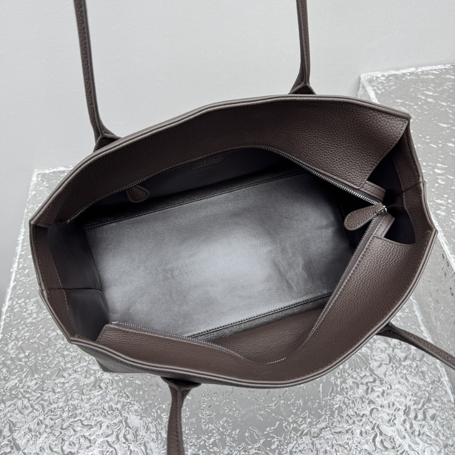 더미러THE Mirror_사진_20260111_9.jpg