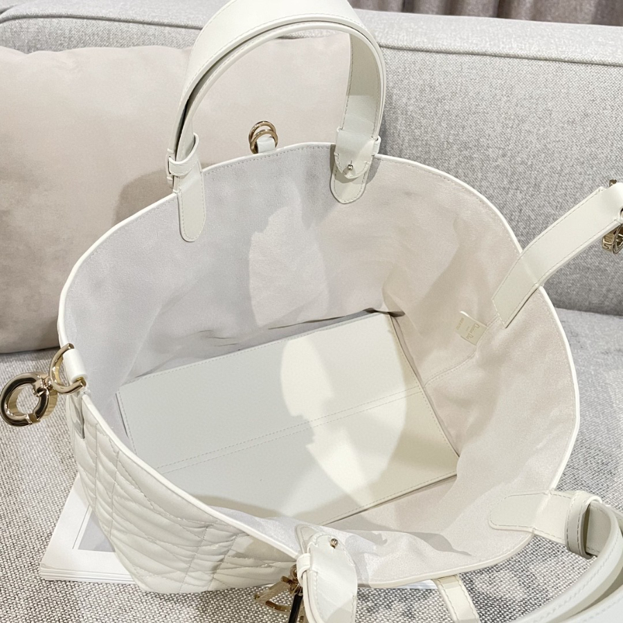 더미러THE Mirror_사진_20260109_3.jpg