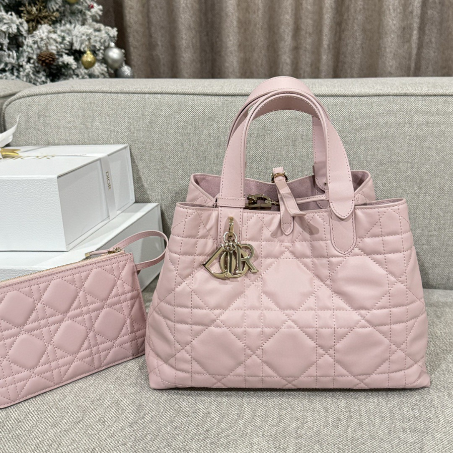 더미러THE Mirror_사진_20260109_6.jpg