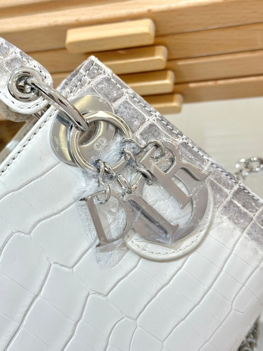 더미러THE Mirror_사진_20260109_4.jpg