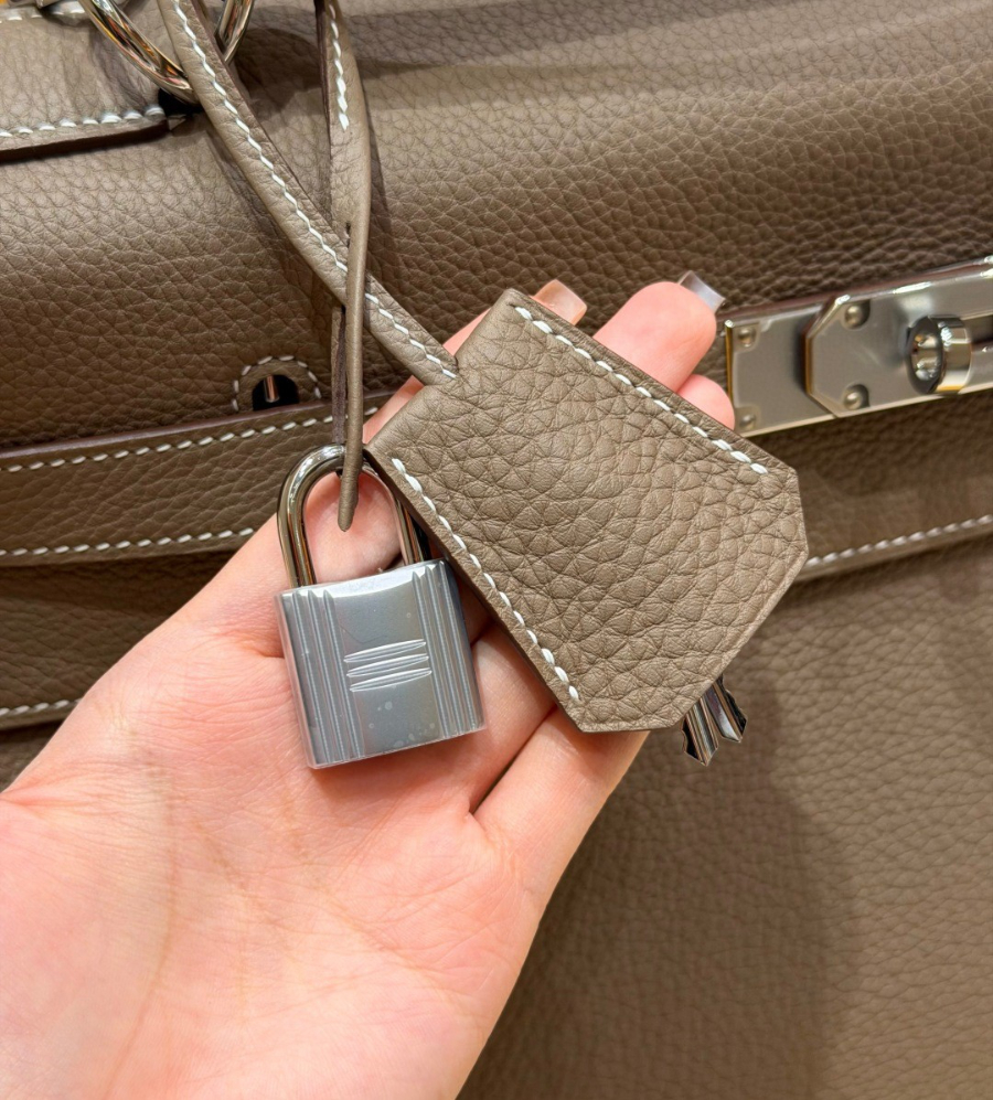 더미러THE Mirror_사진_20260111_9.jpg