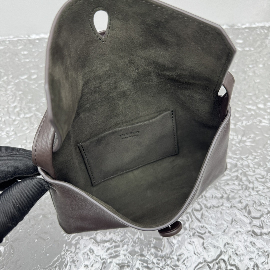 더미러THE Mirror_사진_20260111_8.jpg