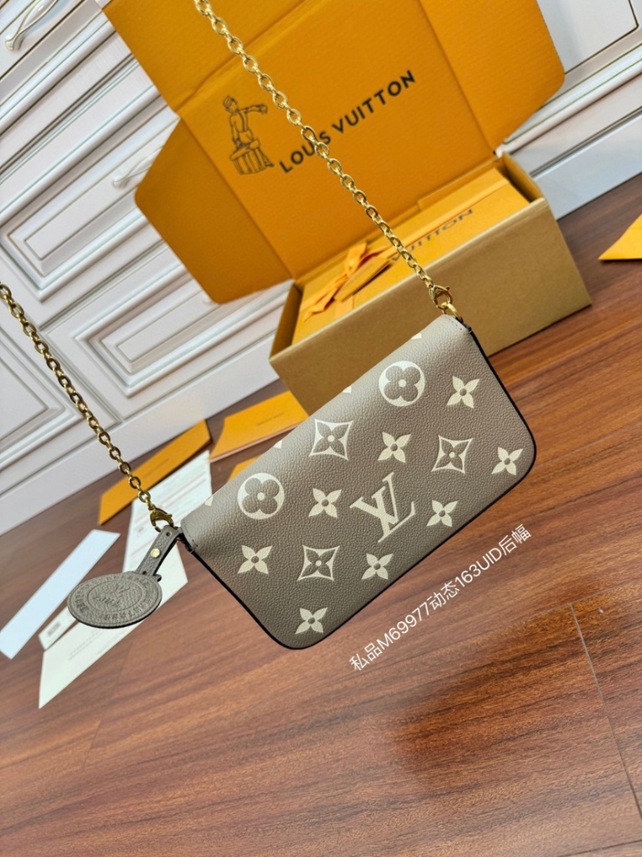 더미러THE Mirror_사진_20260301_4.jpg