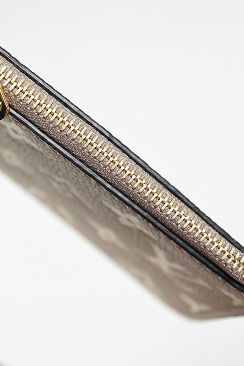 더미러THE Mirror_사진_20260302_19.jpg