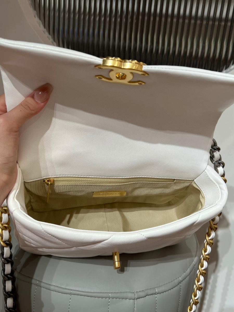 더미러THE Mirror_사진_20260308_6.jpg