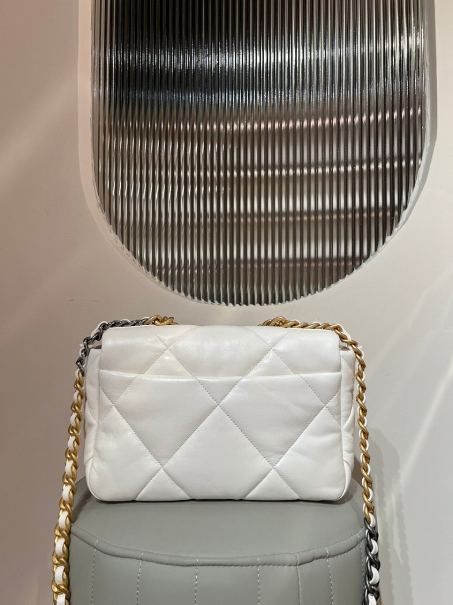 더미러THE Mirror_사진_20260308_4.jpg