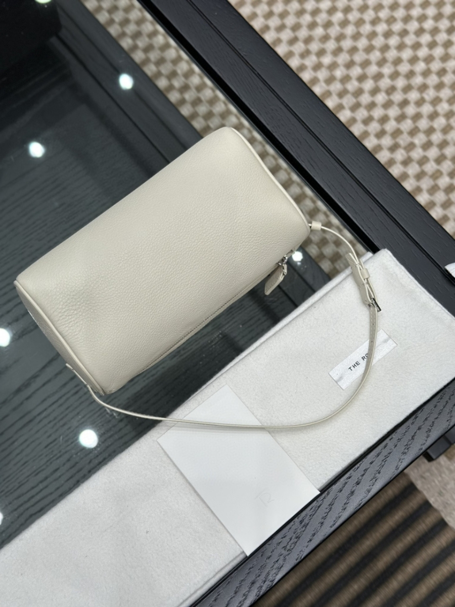 더미러THE Mirror_사진_20260315_2.jpg