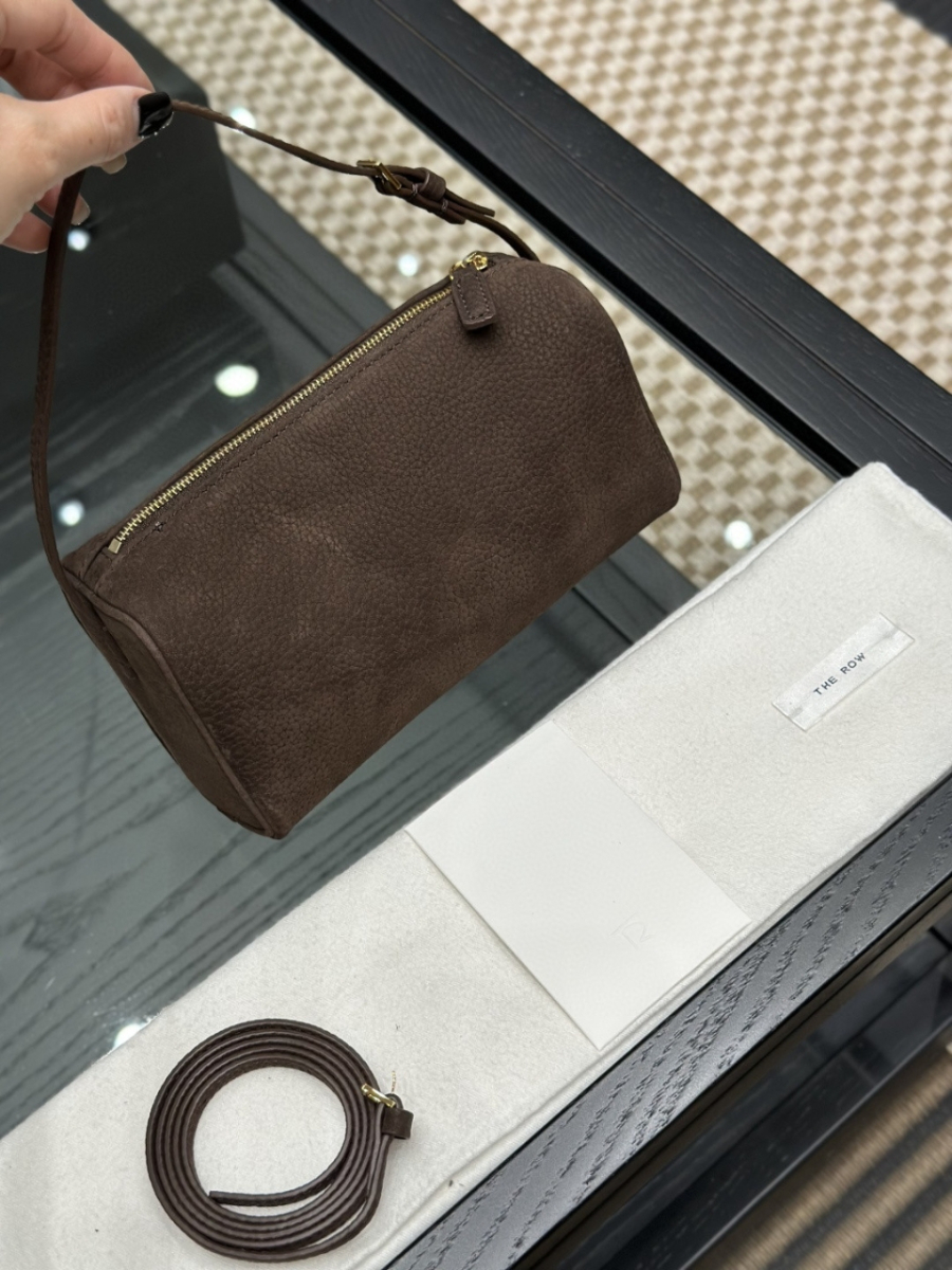 더미러THE Mirror_사진_20260315_1.jpg