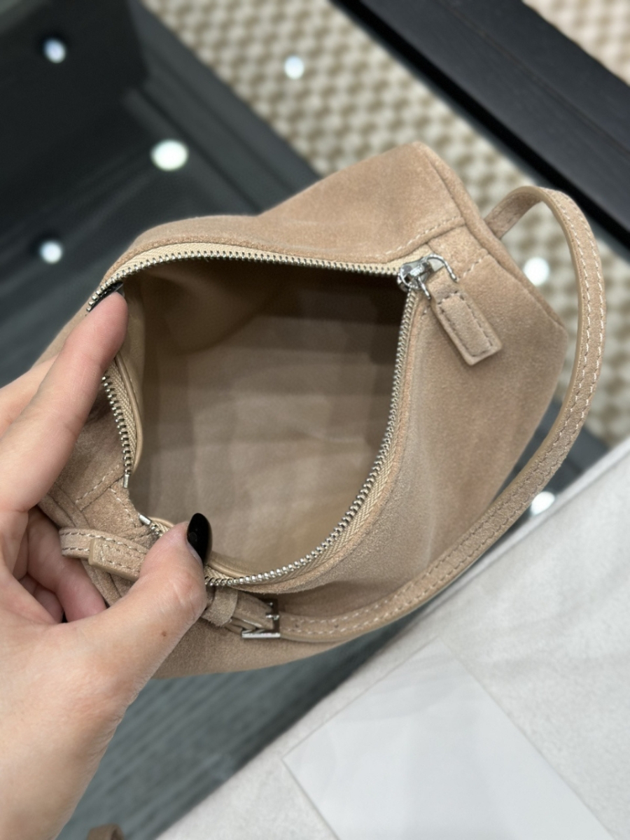 더미러THE Mirror_사진_20260315_9.jpg