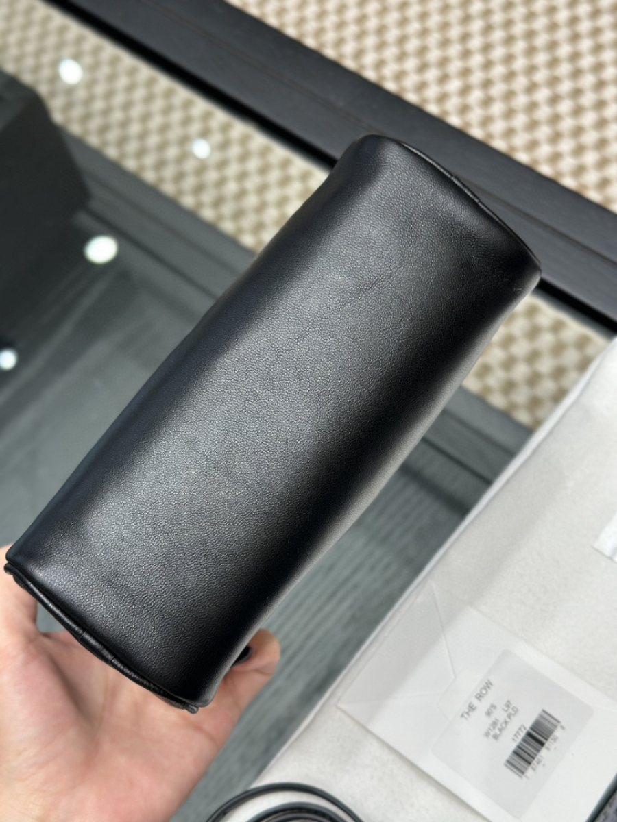 더미러THE Mirror_사진_20260315_6.jpg