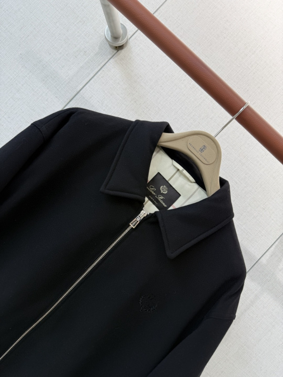 더미러THE Mirror_사진_20260316_14.jpg