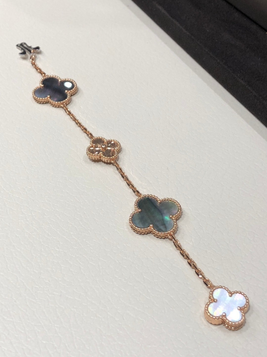 더미러THE Mirror_사진_20260316_2.jpg