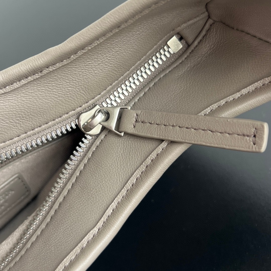 더미러THE Mirror_사진_20260316_7.jpg