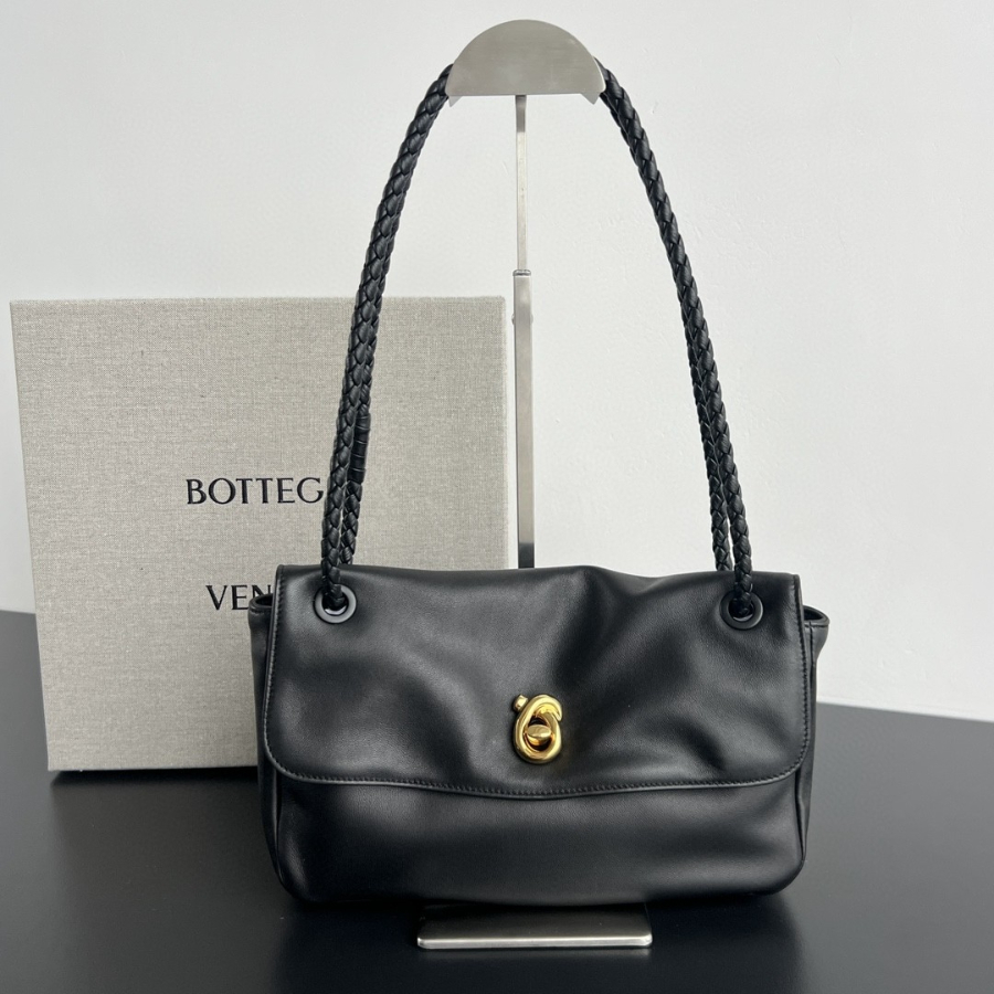 더미러THE Mirror_사진_20260316_1.jpg