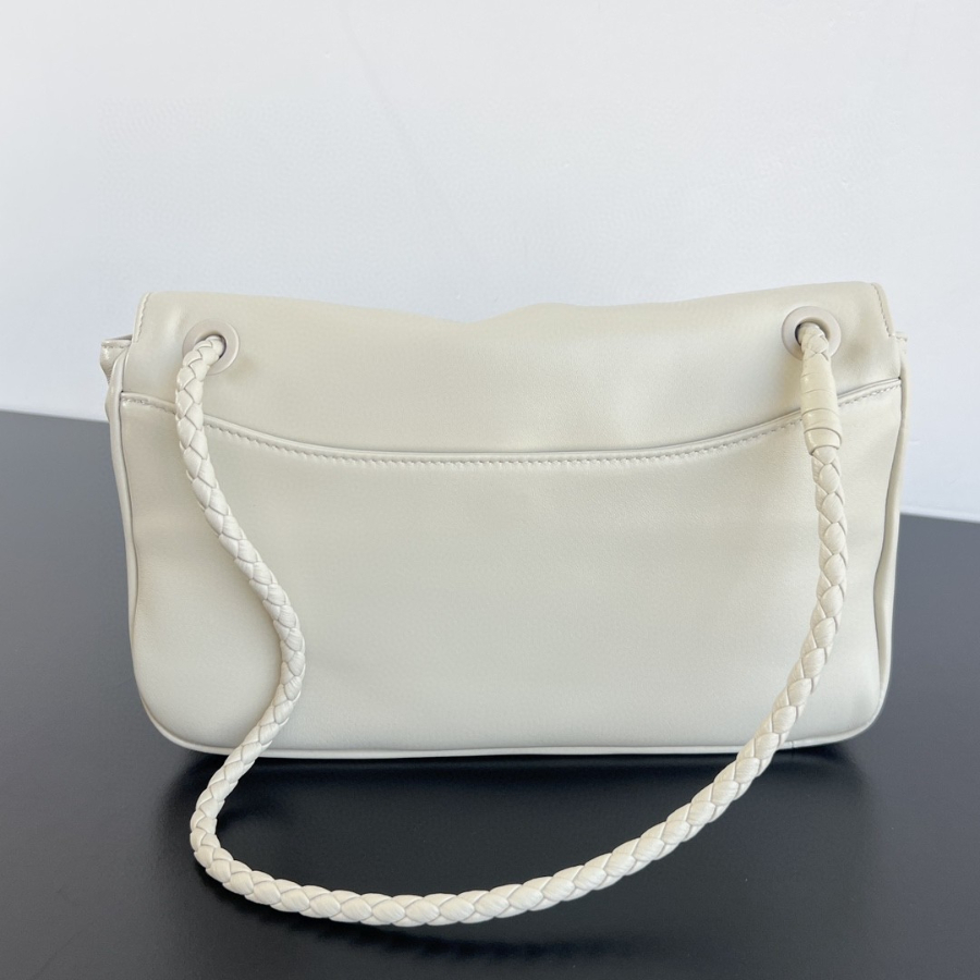 더미러THE Mirror_사진_20260316_3.jpg