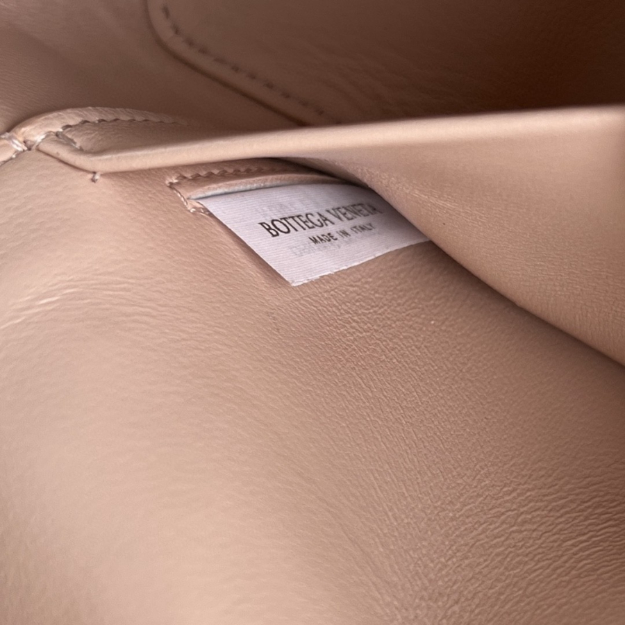 더미러THE Mirror_사진_20260316_10.jpg